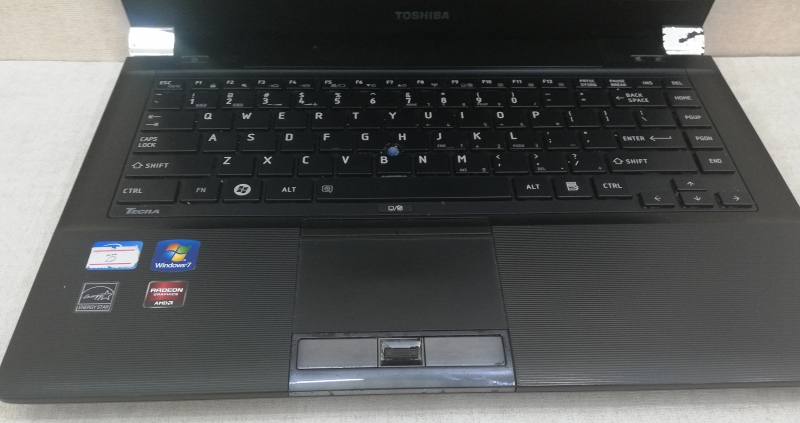 لپ تاپ استوک Toshiba R940 کد 17951