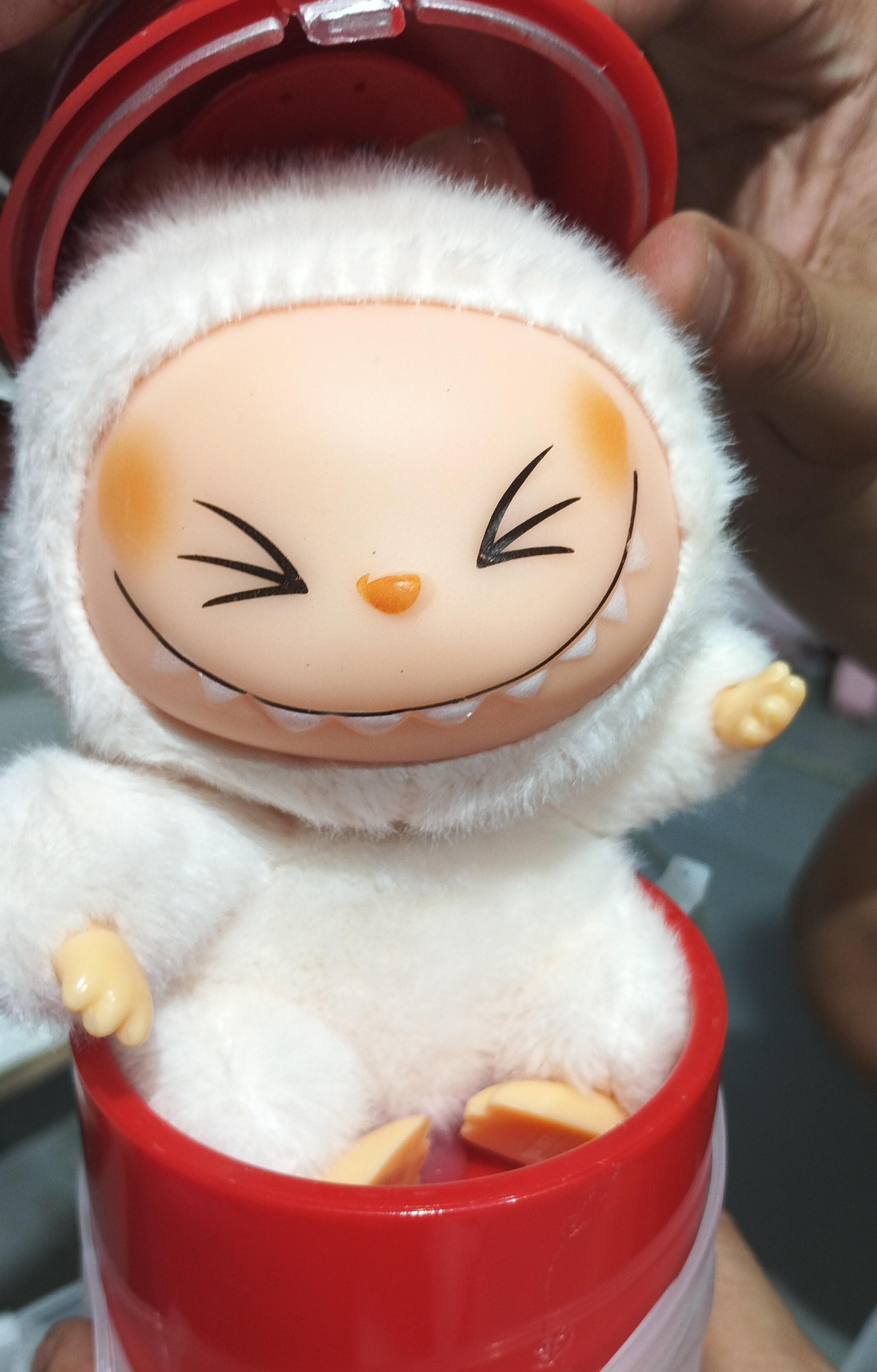 عروسک لبوبو کوکاکولا کد 2311